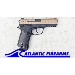 FB RADOM VIS-100 Coyote