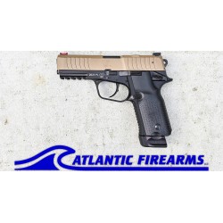 FB RADOM VIS-100 Coyote